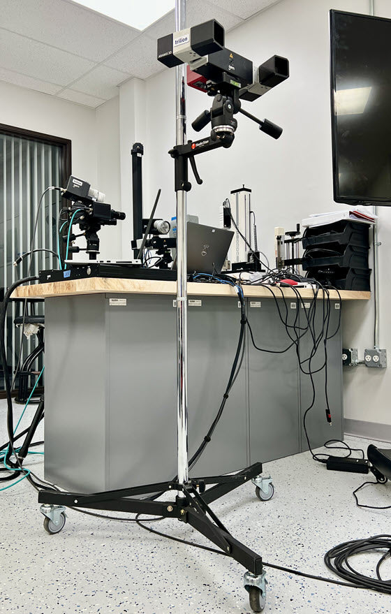 Studio Camera Stand Portable Side Kick 3-section STA-06-093D with Dual Pistol Grip